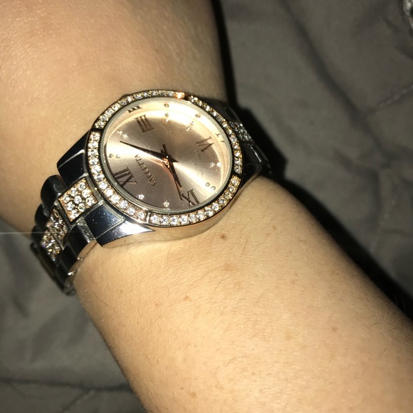 Rose gold / silver watch - Picture 3 of 3